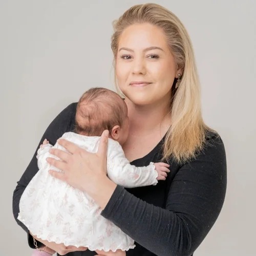 Tia Corbett, Postpartum doula, trained with Julia Jones of Newborn Mothers · former relief teacher in Early Childhood Education in One Tree Hill