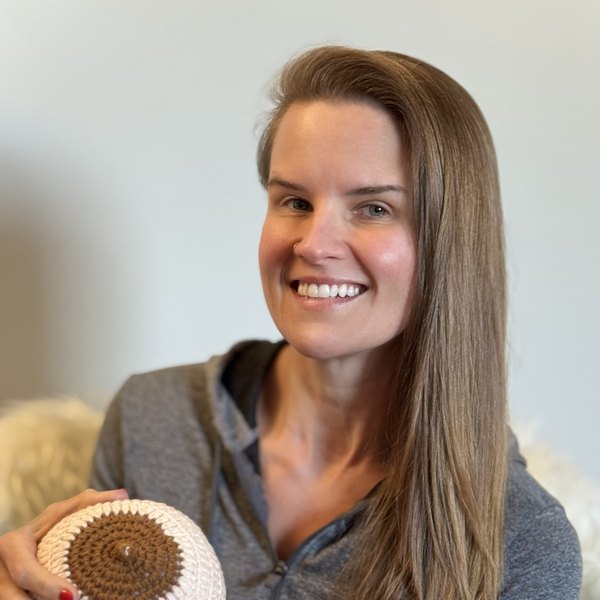 Juliana Strassburger, Childbirth Professionals International - Certified Postpartum Doula · 4 years as a postpartum doula in San Francisco