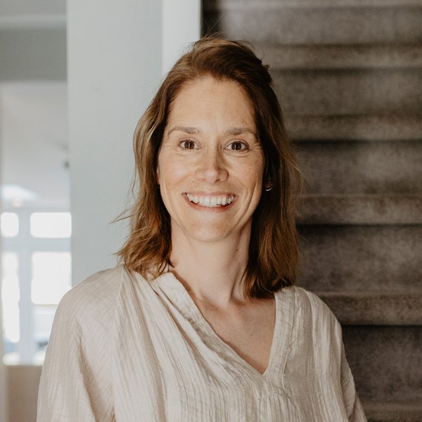Marian Kramer, Marian Kramer — FSI-certified children's sleep coach · NBKSC member in Bussum