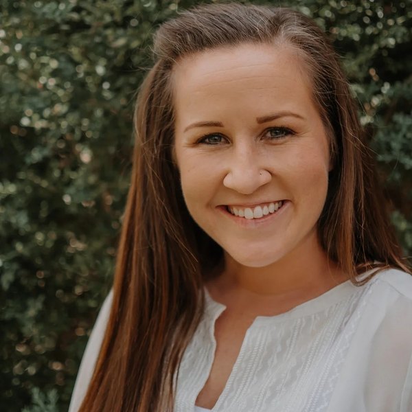 Sara Elmore, Newborn Care Specialist and Certified Pediatric Sleep Consultant in Cincinnati, OH
