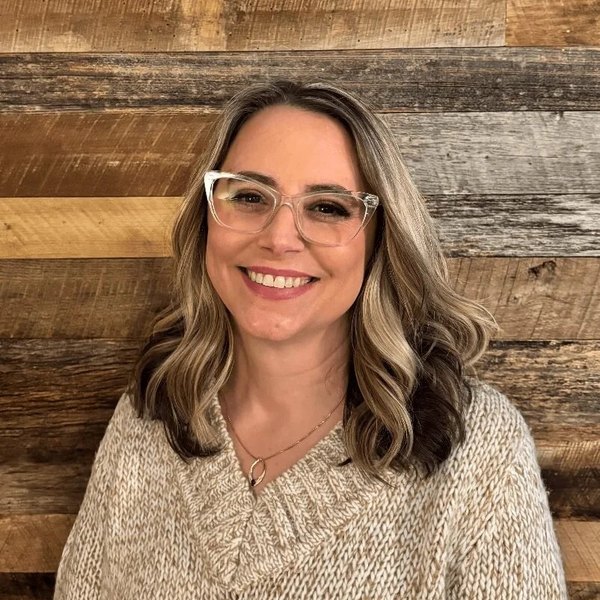 Lisa Falkenstein, Her own credentials list: 'Triple-Certified Sleep Consultant: Specialized in infant and toddler sleep' in Lakewood, OH