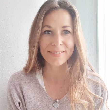 Jennifer Koch, Her own “Mein Weg bis hierhin” list reads: “Schlafcoach für Baby und Kleinkinder · Elterncoach · Entspannungstrainerin ·… in Cologne, Germany