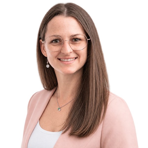 Andrea Novak BA, B.A., Her own About page: “Ich bin Sozialarbeiterin, diplomierte Sozialpädagogin, Lebens- und Sozialberaterin sowie Frühe… in Deutschlandsberg, Austria