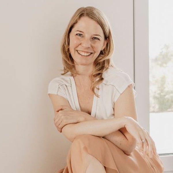 Jana Walther-Wintermeyer, Zertifizierte Schlafberaterin für Babys und Kleinkinder. Diplom-Volkswirtin and Projektmanagerin by background. Co-founder of… in München