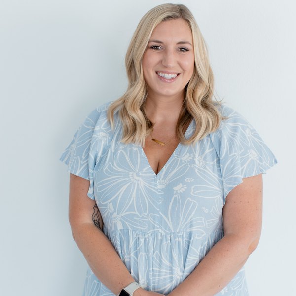 Cassie Williams, Postpartum Doula, Certified Newborn Care Specialist, New Parent Educator and American Red Cross CPR Instructor. Her professional… in Anaheim, CA
