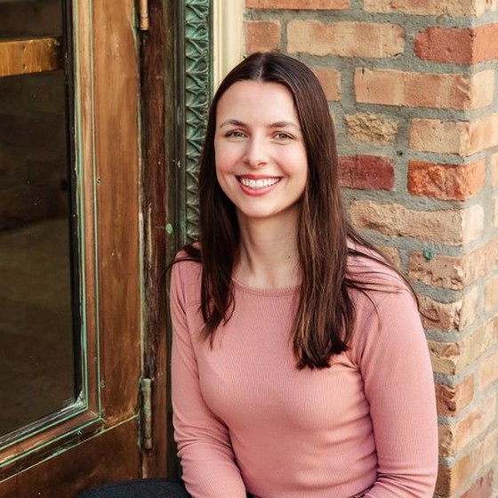 Johanna, Certified Gentle Sleep Coach through the Cradle Coach Academy and Lyndsey Hookway's Mini Sleep Course. BSc and MSc in Psychology in Salt Lake City, UT