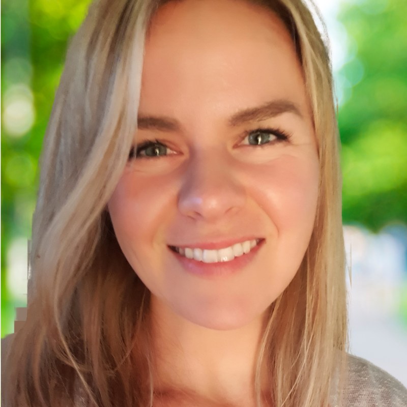 Silvia Buchschartner, A trained sleep coach for babies and toddlers: “Schließlich fasste ich den Entschluss, mich zum Schlafcoach für Babys und… in St. Lorenz am Mondsee, Austria