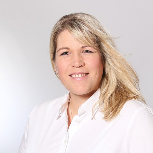 Stefanie Sieger, “Zertifizierung zur SAFE-Mentorin bei Prof. Dr. med. Karl Heinz Brisch” and “die Schlafberater- Ausbildung nach dem Konzept… in Kirchheim unter Teck, Germany